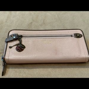 Samantha Thavasa Long Zippy Wallet